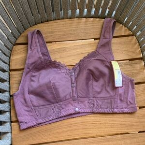 Soft Support Wireless Lace-Trim Bralette in Mauve